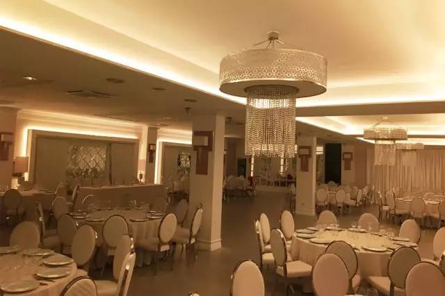 HDL智能照明控制系統(tǒng)賦能羅馬尼亞宴會(huì)廳，打造科技型專業(yè)燈光體驗(yàn)